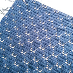you are loved in het blauw